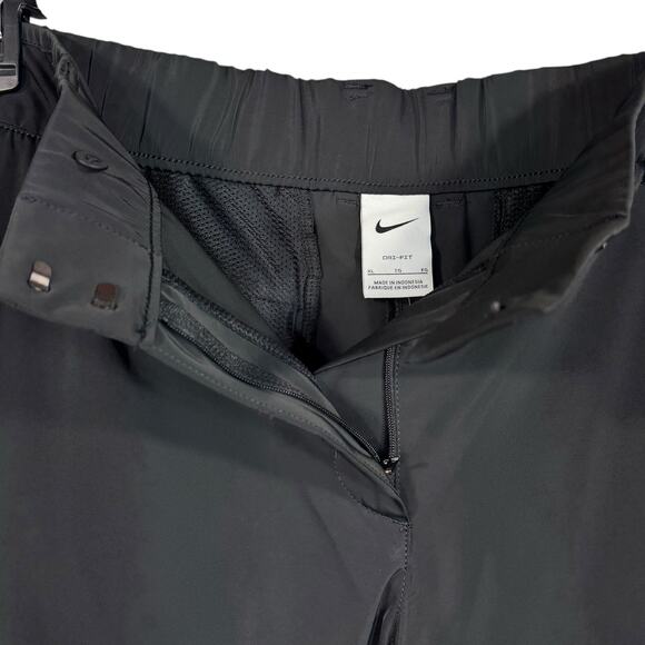 Nike Womens X-Large Golf Victory Shorts Dri-Fit Standard Fit Zip-Fly Stretch New - Picture 2 of 7